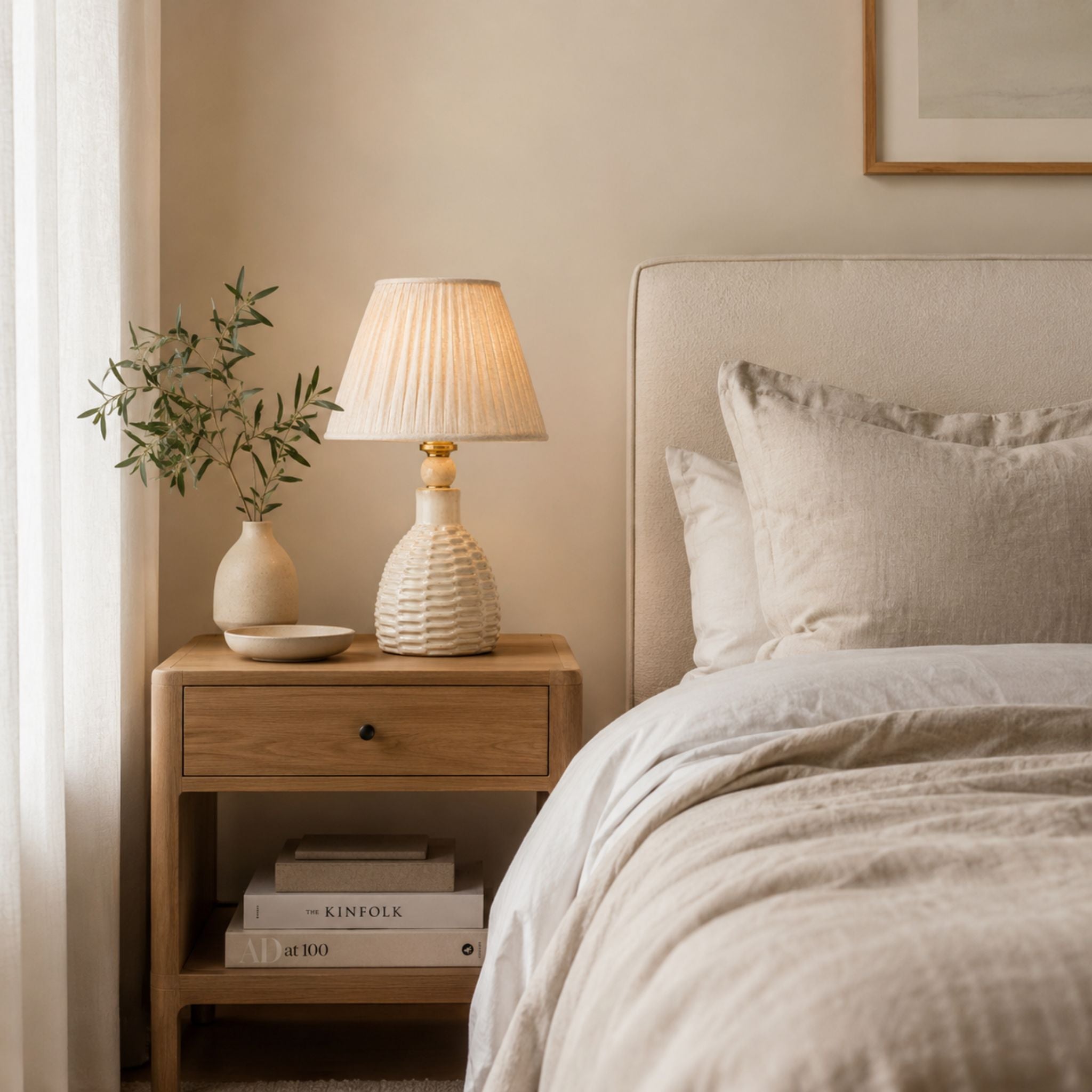 The Sandstone Table Lamp