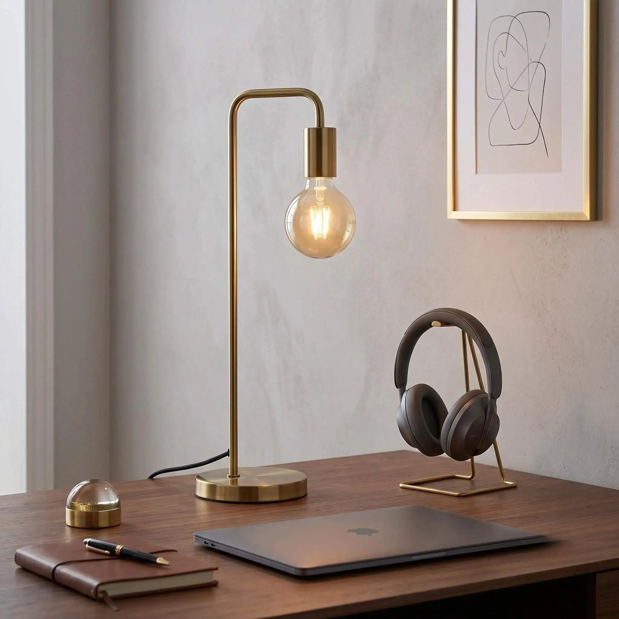 The Warm Glow Brass Lamp