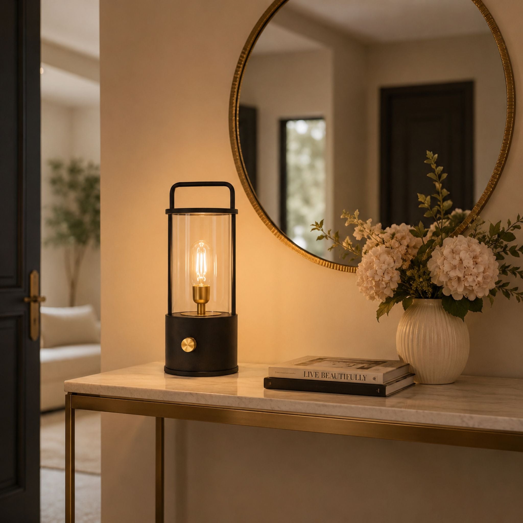 The Obsidian Glow Lamp