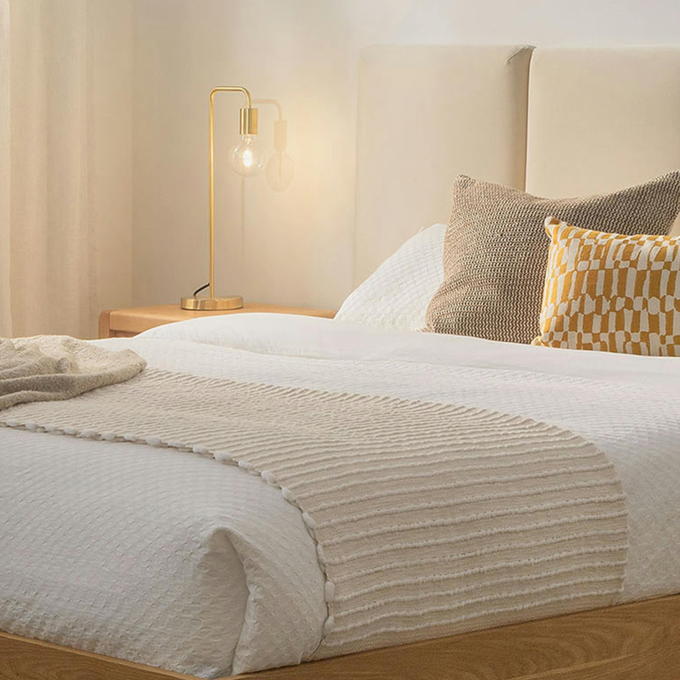 The Warm Glow Brass Lamp