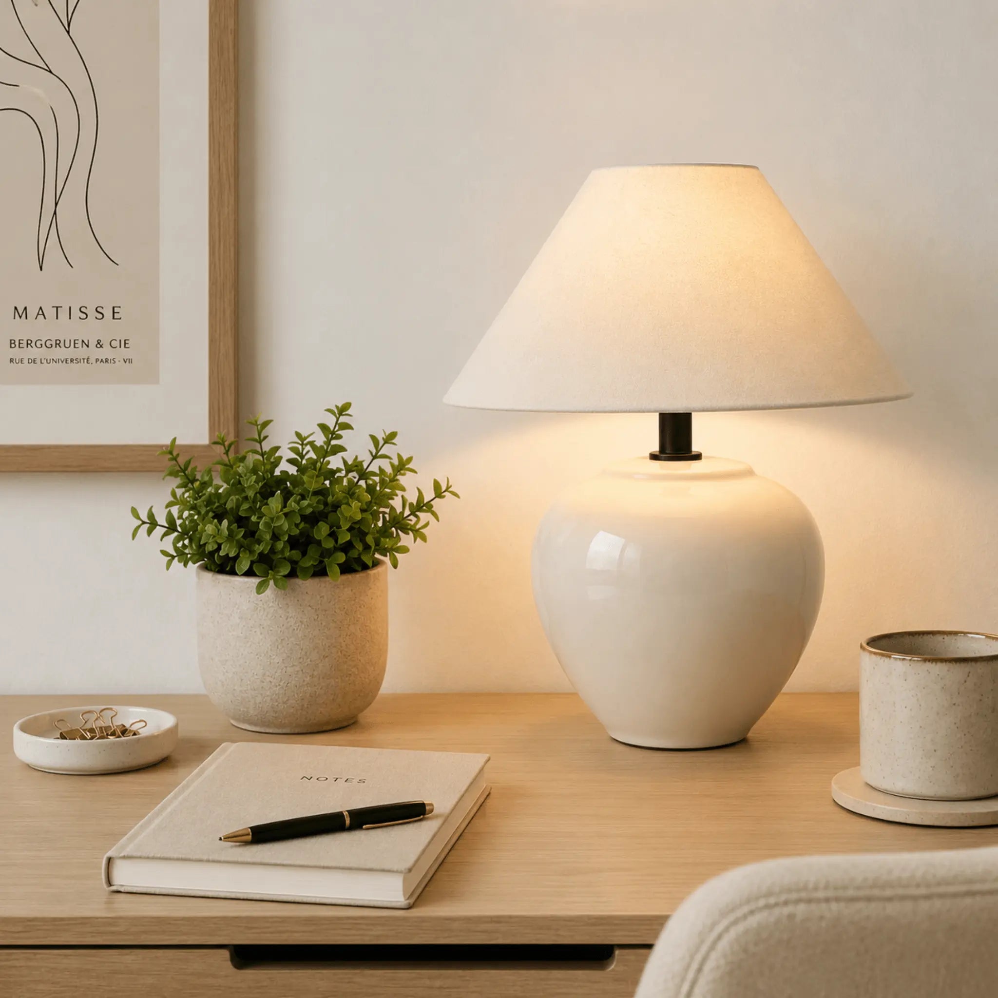 The Elara Table Lamp