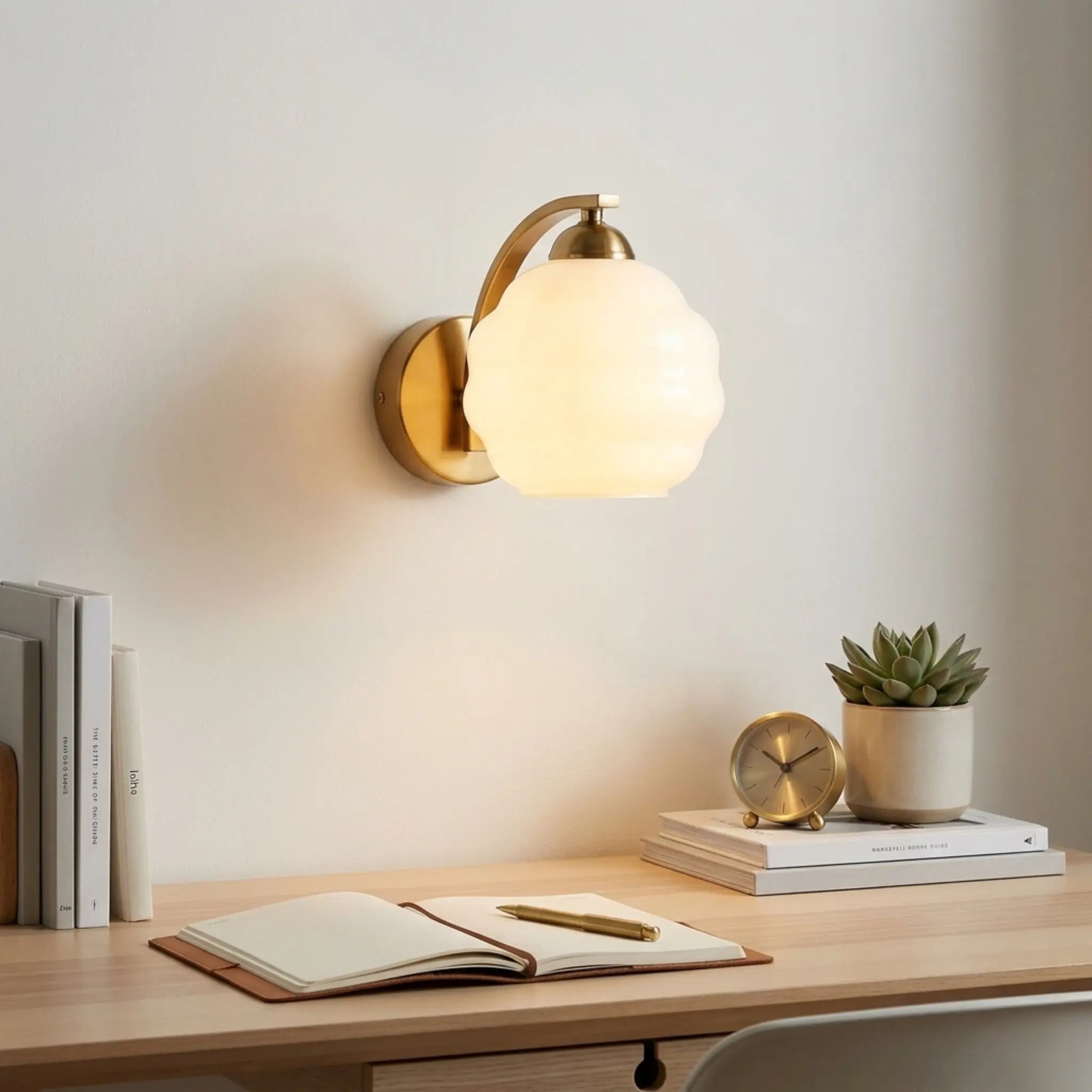 The Vintage Glow Wall Lamp
