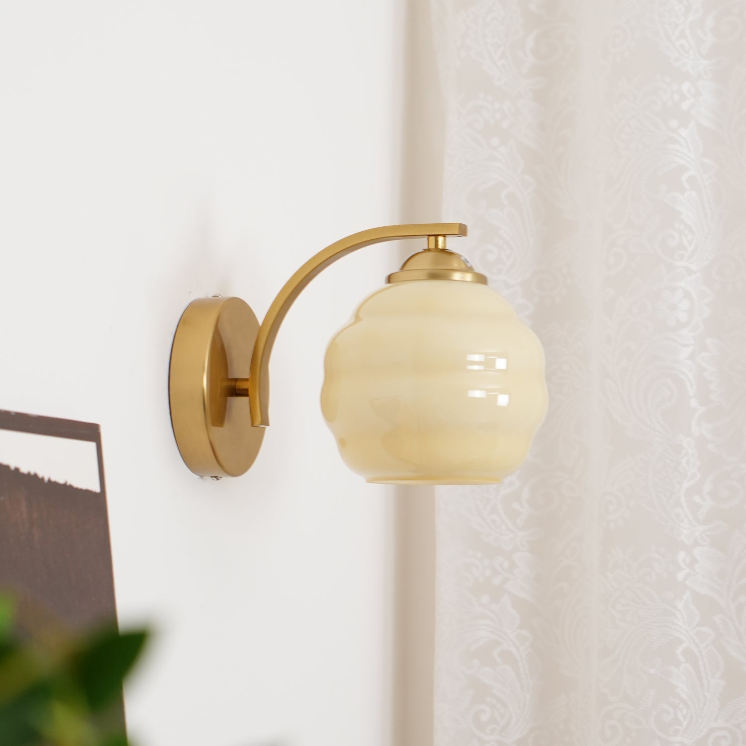 The Vintage Glow Wall Lamp