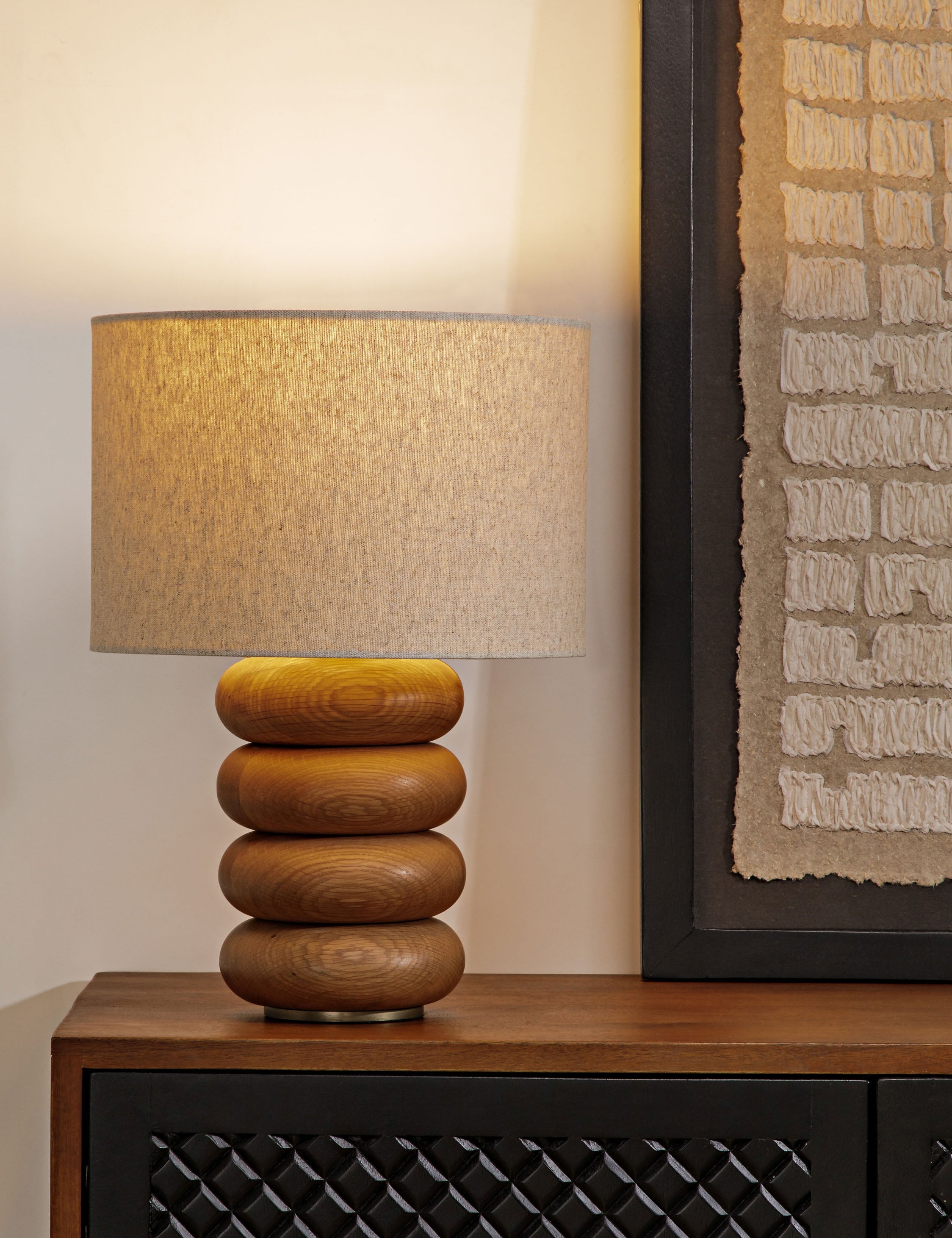 The Quiet Glow Table Lamp