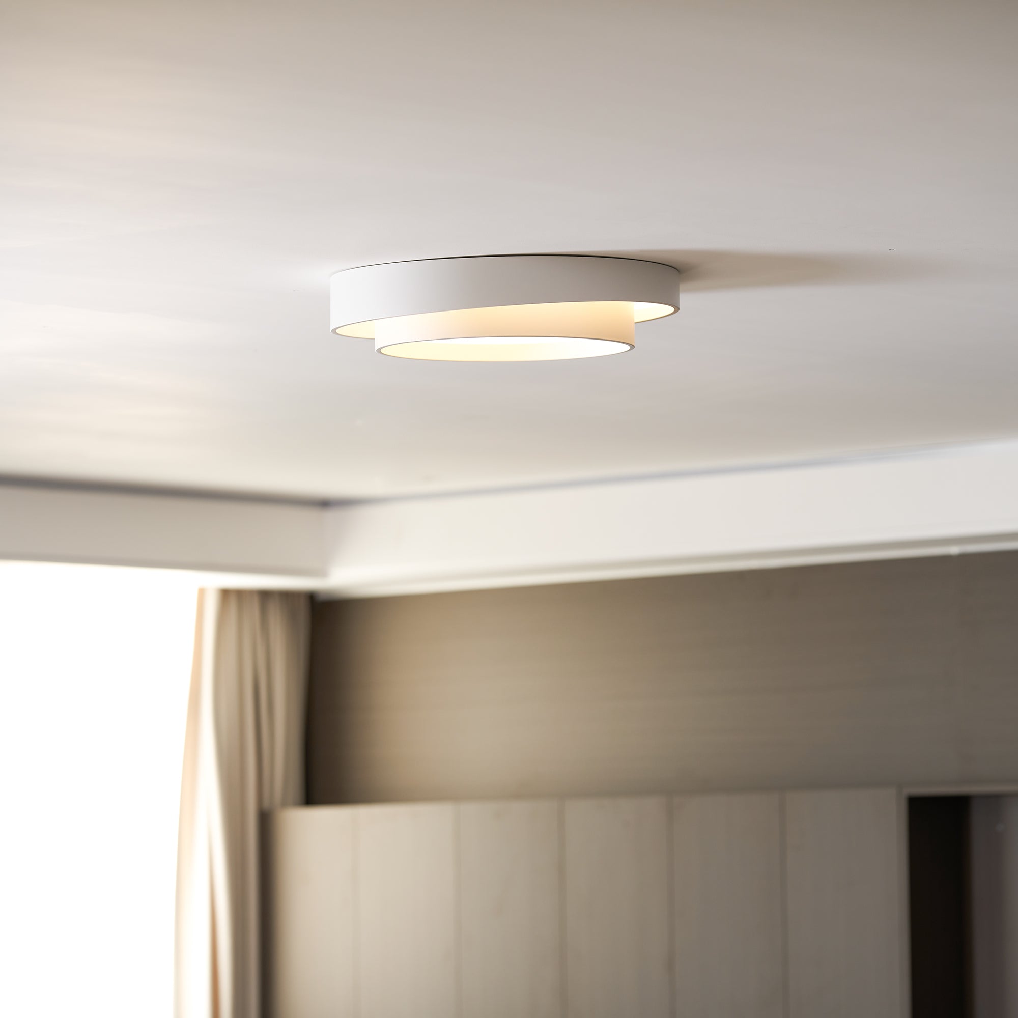 The Quiet Glow Ceiling Lamp
