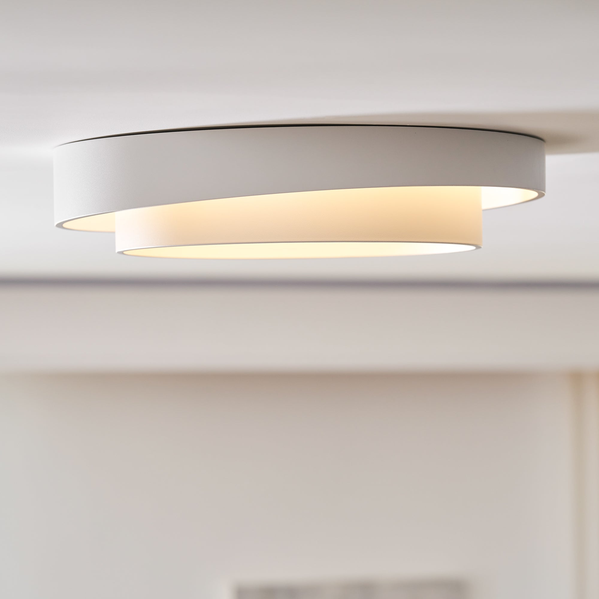 The Quiet Glow Ceiling Lamp
