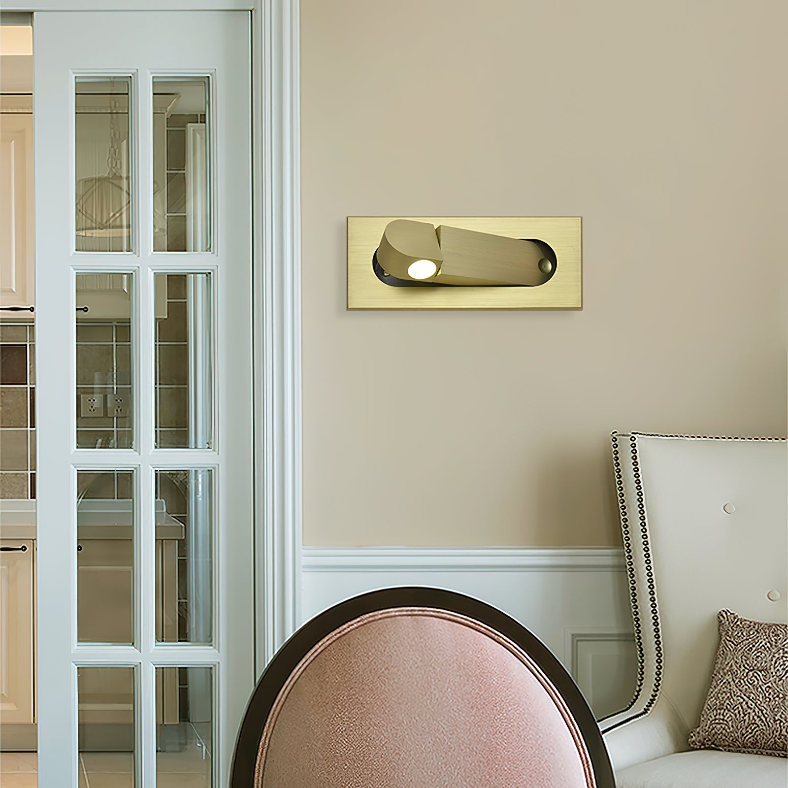 The Quiet Bedside Reading Light