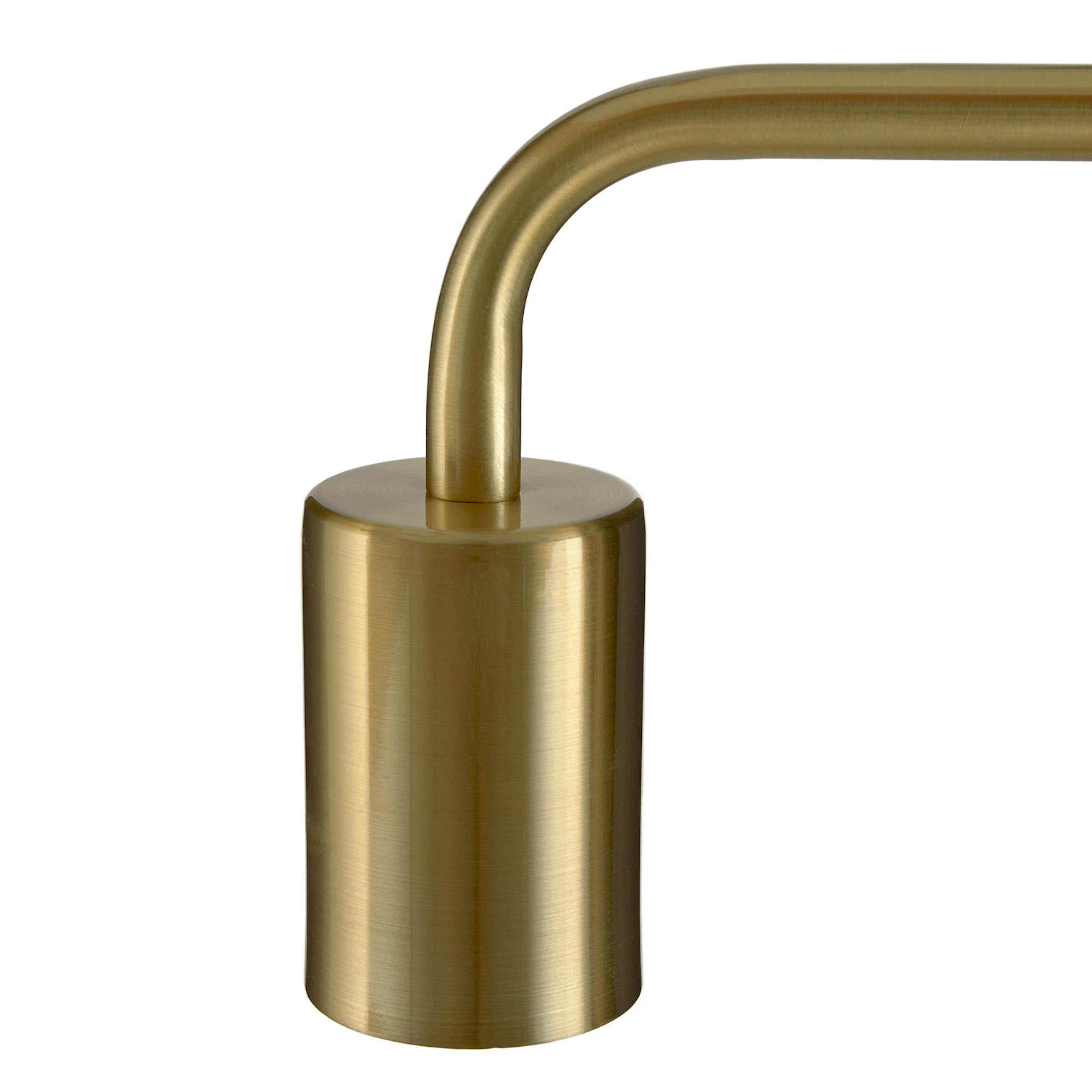 The Warm Glow Brass Lamp